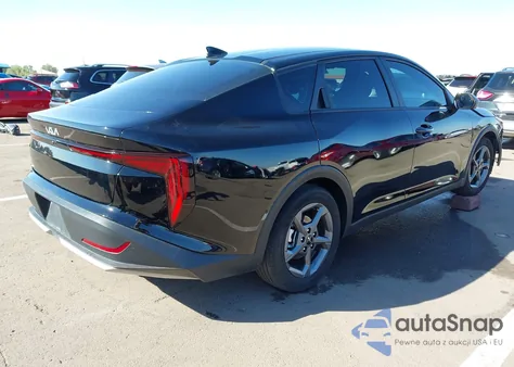 2025 Kia K4 Lxs from USA, damaged, VIN 3KPFT4DE4SE095865